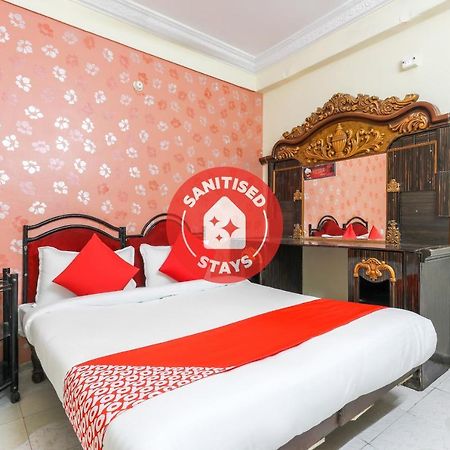 Oyo 62194 Pleasure Palace Hotel Indore Eksteriør billede